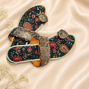 Handcrafted Kalamkari Embellished Ethnic Flats for Women