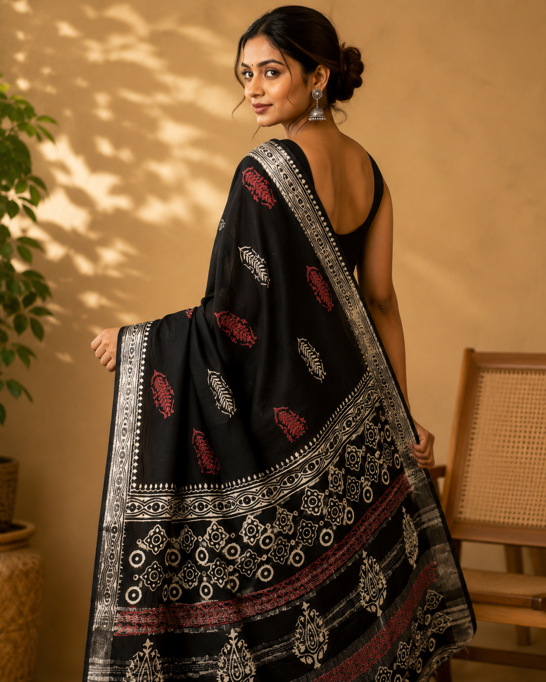 Black Printed Linen Saree with Red and Ivory Motifs - Image 3