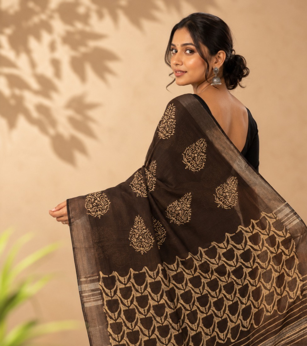 Black Printed Linen Saree with Beige Motifs and Striped Pallu - Image 4